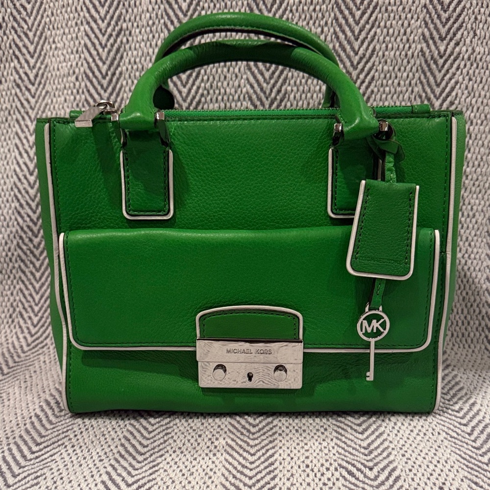 Michael Kors Audrey Green Satchel handbag with removeable strap